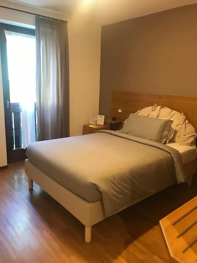 Hotel Garni Sorriso Ponte Di Legno